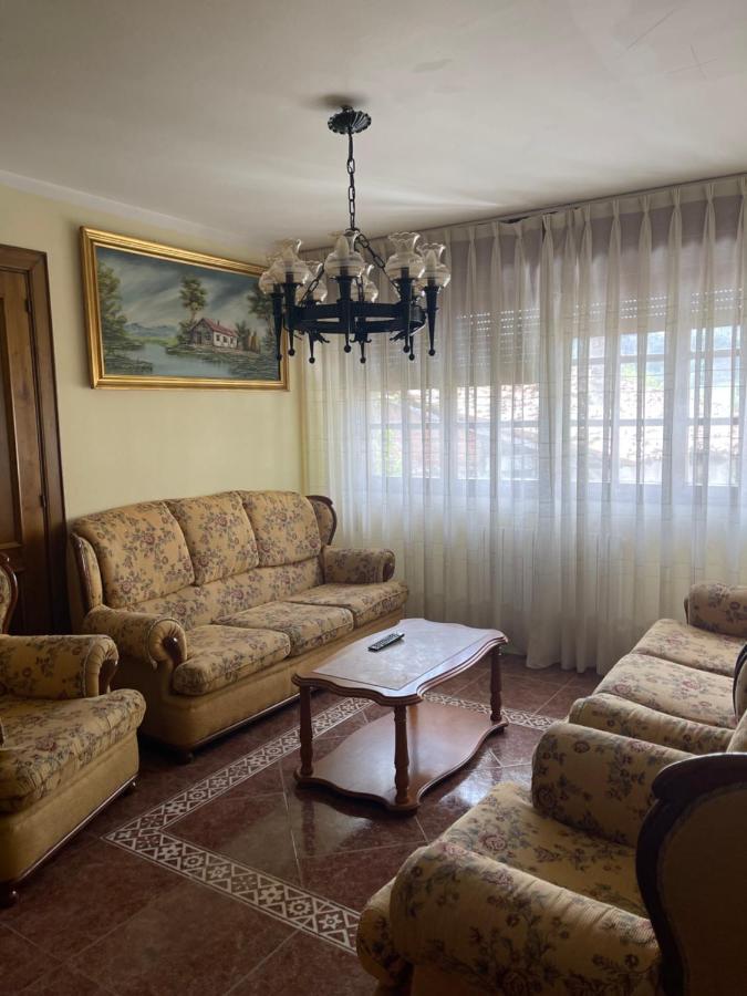Casa Cardin Apartment Cangas de Onis Exterior photo